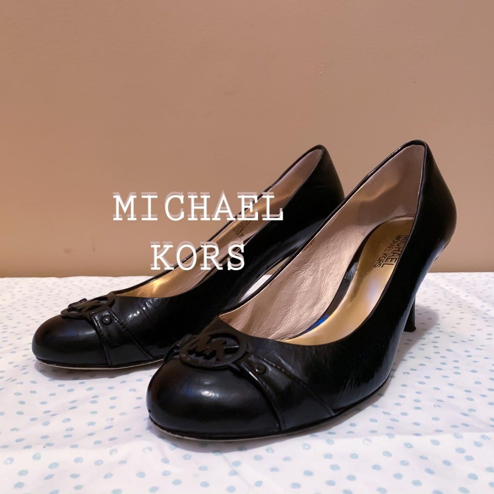 Michael kors heeled shoe